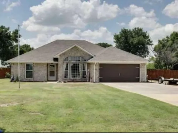 10 SW Bradbury Cir, Lawton, OK 73505