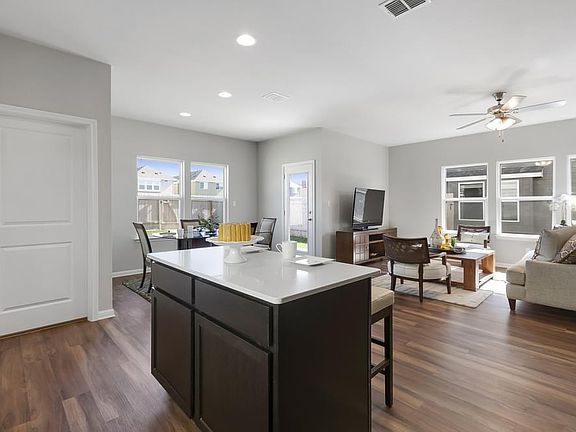 5th image of 1801 Lakota Ln #Mxn3rz