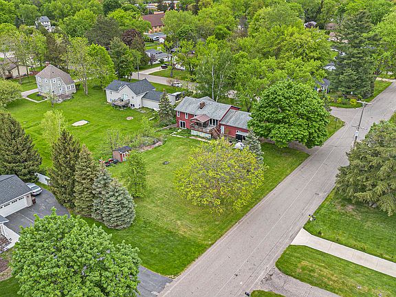 3rd image of 1859 Manning Ave NW