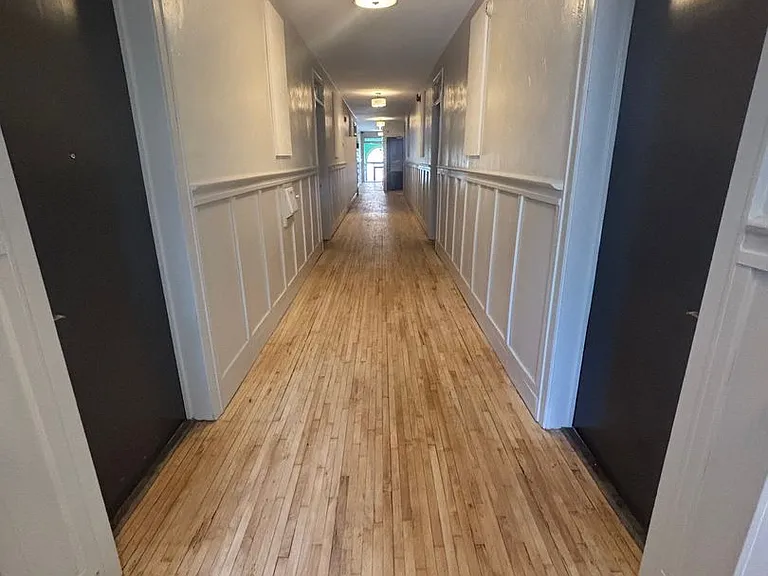 1524 LaSalle Ave — Photo 16