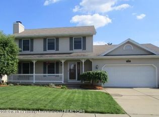 1004 Flickerham Dr, Grand Ledge, MI 48837