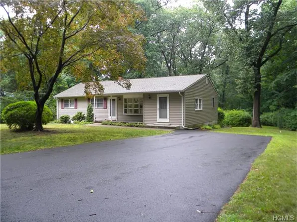 12 Tice Ct, Spring Valley, NY 10977