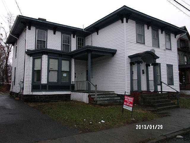 1st image of 318 W Gray St