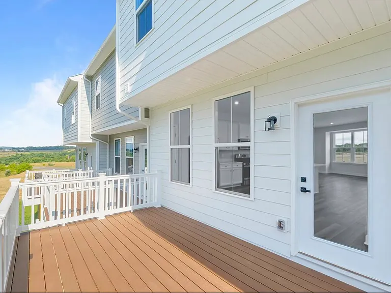 2 Sand Hills Dr — Photo 9