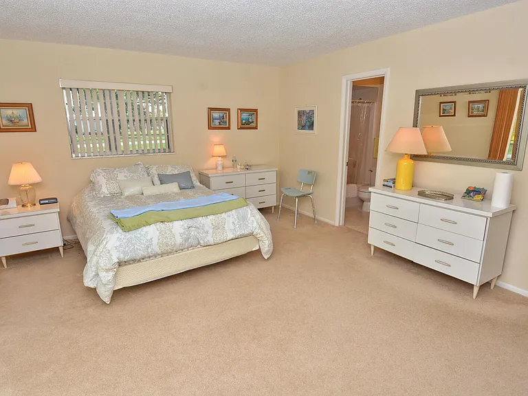 1225 NW 21st St #2105 — Photo 24