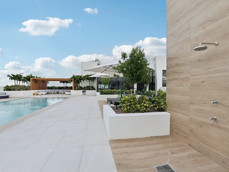 101 Dania Beach — Photo 7