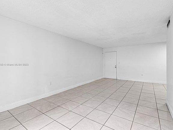 3rd image of 210 SW 11th St APT 504