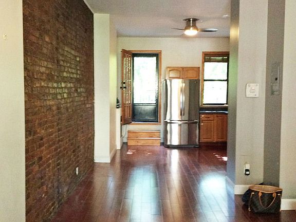 2nd image of 432 Sackett St