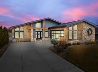 55 Ln 282b Hamilton Lk, Hamilton, IN 46742