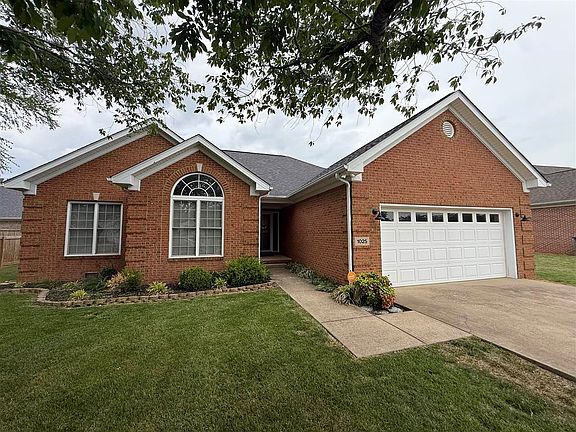 3rd image of 1025 Trillium Ln