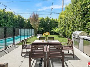 1037 Palms Blvd, Venice, CA 90291