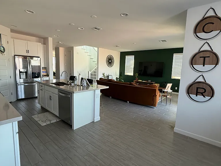 5618 W Alta Mesa Ave — Photo 6