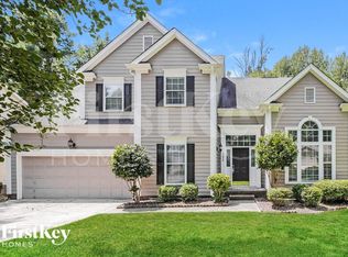 1026 Weeping Willow Ln, Matthews, NC 28105