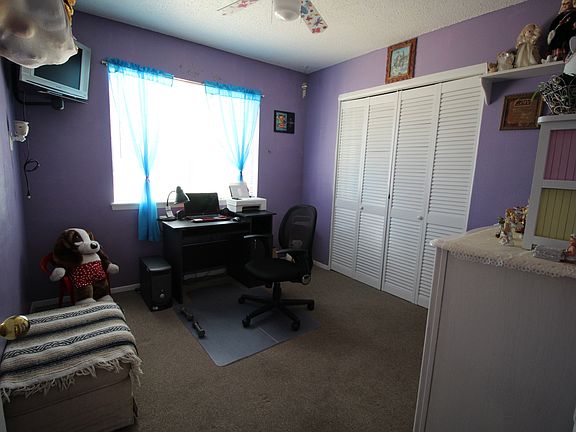 3rd image of 10309 Kinross Ave