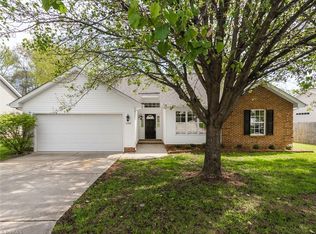 3306 Bardwell Rd, Greensboro, NC 27410