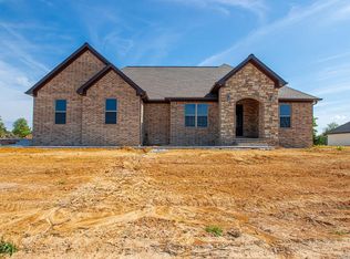 2064 Kaysen Ln, Hensley, AR 72065