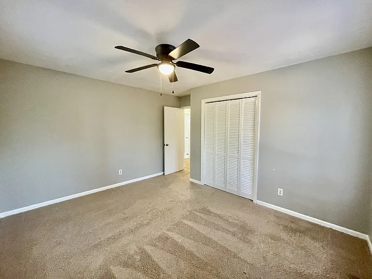 452 Cloverhill Pl — Photo 17