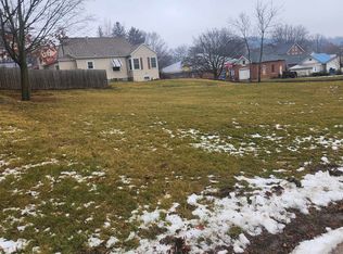 300 Pine St NW, Elkader, IA 52043