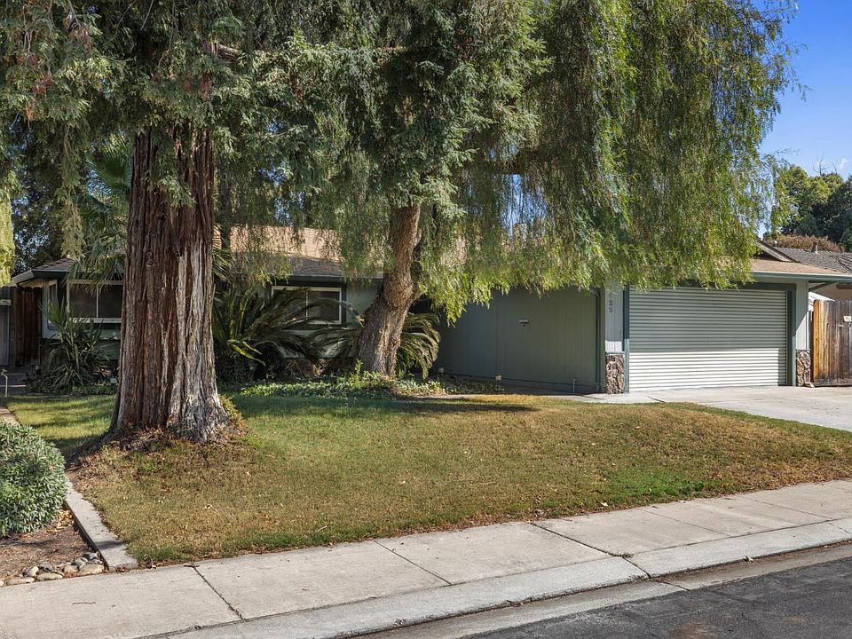 1st image of 1629 Sheldon Dr