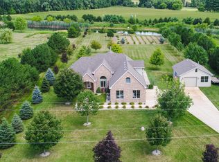 1695 N 2501st Rd, Ottawa, IL 61350