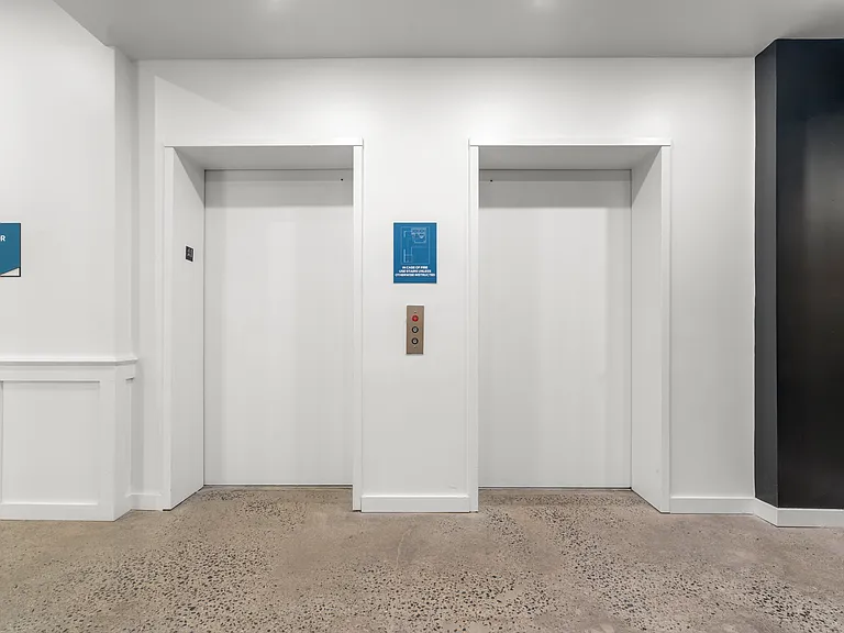 Alexandria Manor Apartments — Photo 86