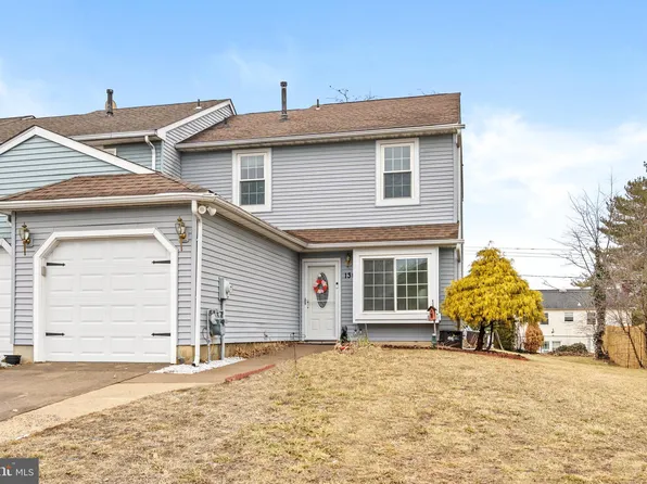 130 N Hill Dr, Westampton, NJ 08060
