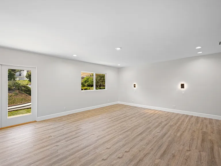 1323 Branta Dr — Photo 19