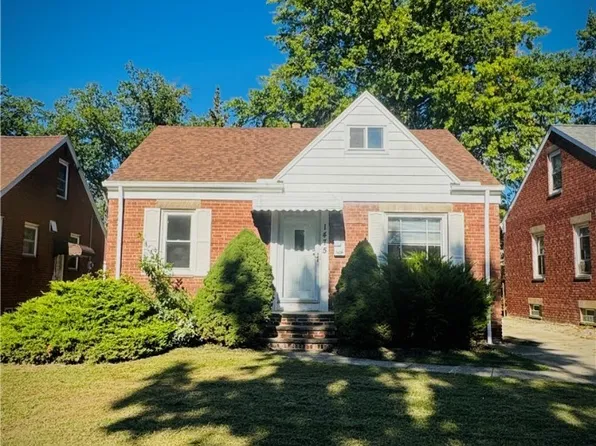 1475 E 196th St, Euclid, OH 44117