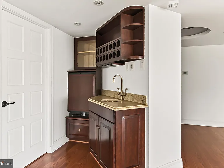 2181 Jamieson Ave #1803 — Photo 12