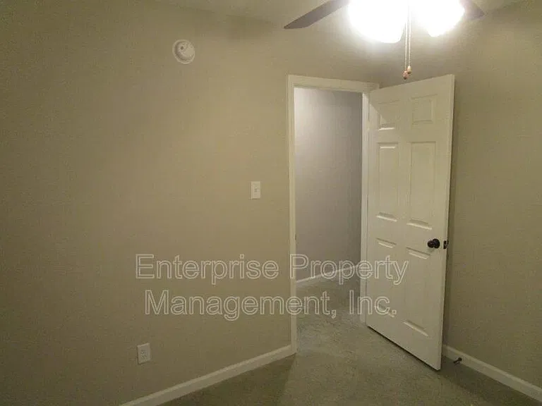 3490 Ardmore St — Photo 18