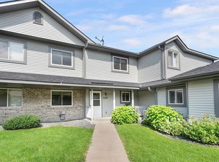 3187 Manitou Dr #12, White Bear Lake, MN 55110