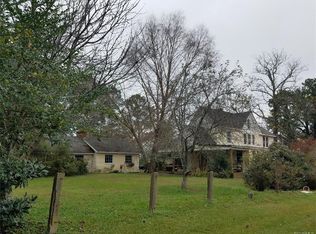 39 Pinetop Rd, Topping, VA 23169