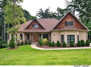 20 King Heights Dr, Fletcher, NC 28732