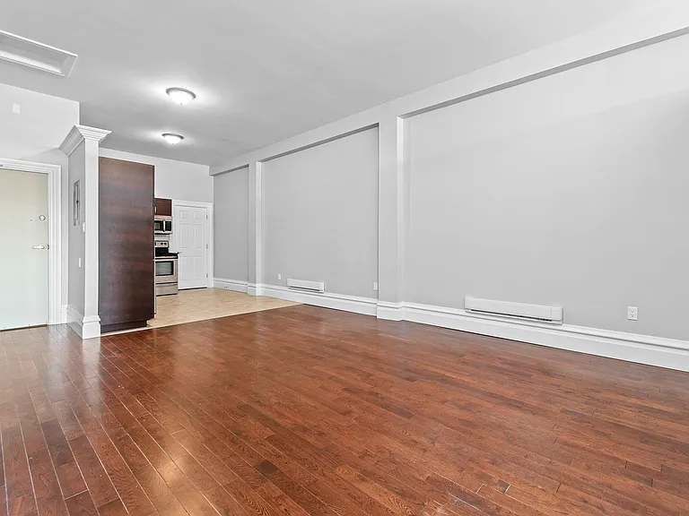 150 Prescott St #4F — Photo 6