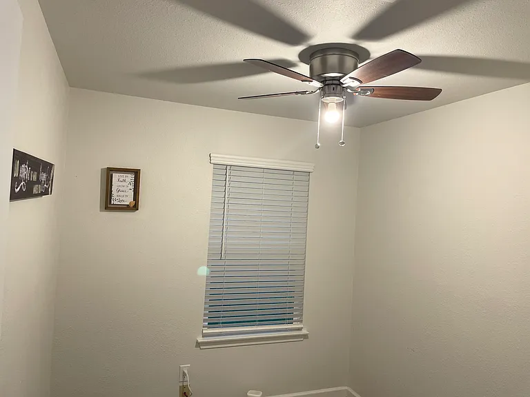Bed room #1