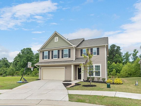 2nd image of 220 Avery Glenn Way