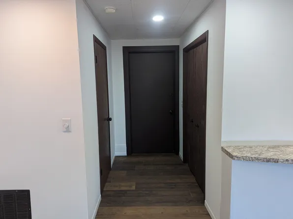 150 W Vine St APT 10, New Wilmington, PA 16142
