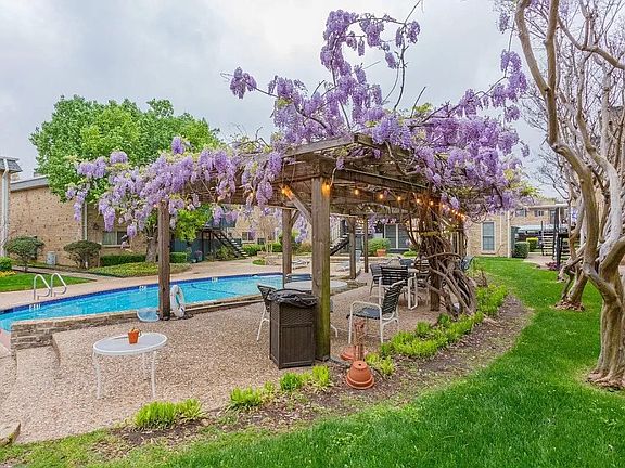 5th image of 7727 Meadow Park Dr APT 111