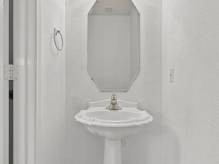 1900 Scofield Ridge Pkwy #1202 — Photo 18