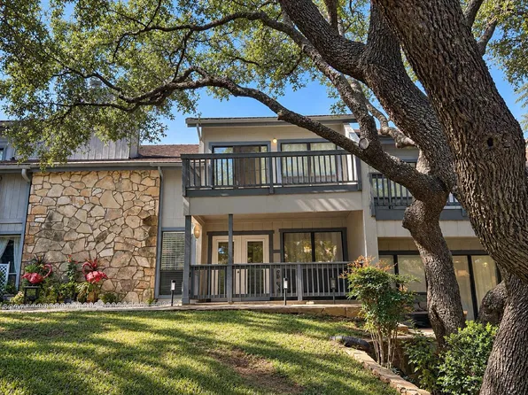 307 Crest Vw #4, Horseshoe Bay, TX 78657