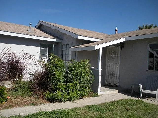 3751 Mount Aladin Ave — Photo 2