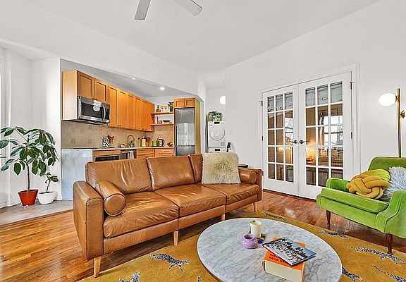 5th image of 296 Sterling Pl APT 3