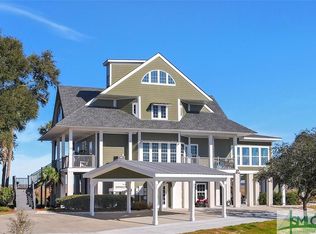 379 Bluff Dr, Richmond Hill, GA 31324