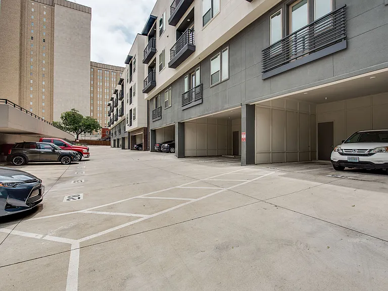 Haskell Flats — Photo 16