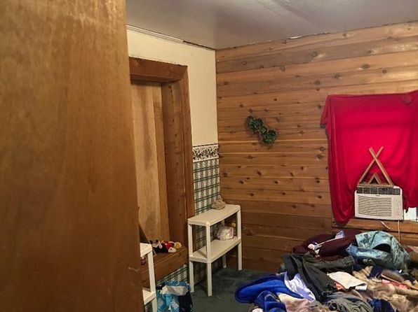 101 Trace Hill Rd, Buckhorn, KY 41721