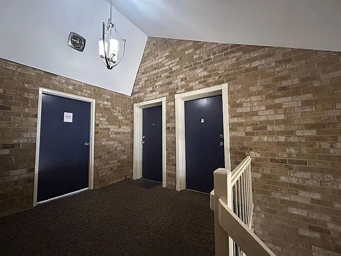 5400 Cedar Ln #C2 — Photo 8