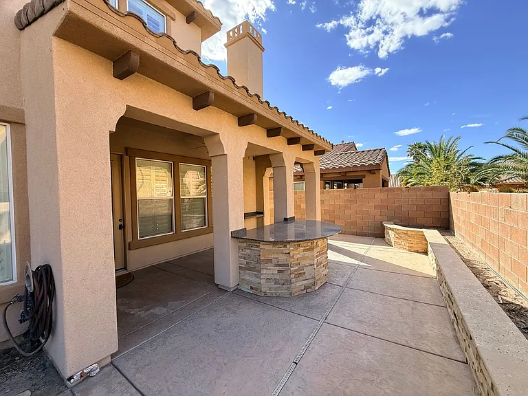 464 Via Palermo Dr — Photo 12