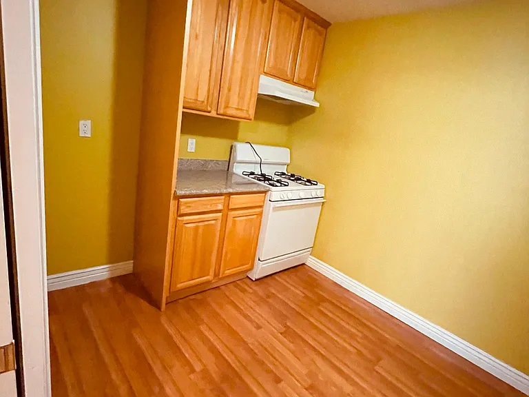 4139 Linwood Dr — Photo 26