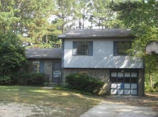 2866 Spanish Oak Dr, Lilburn, GA 30047