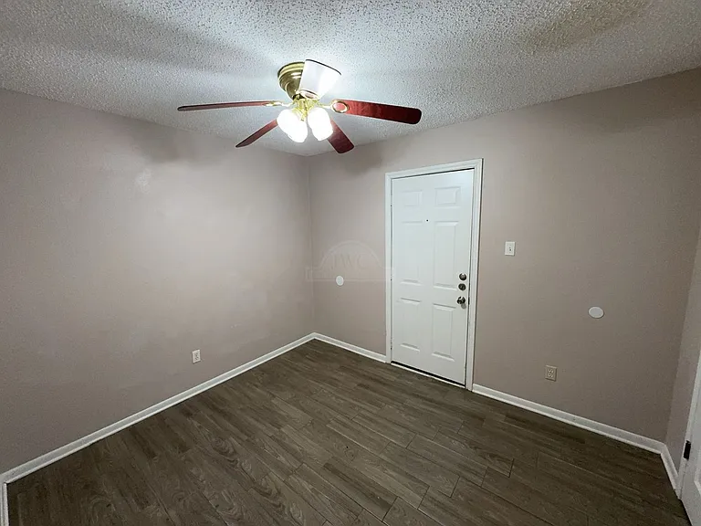 105 W. Reagan Ave, Copperas Cove — Photo 9